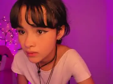 Amiyum  live sex cam