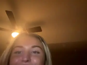 Avavale  live sex cam