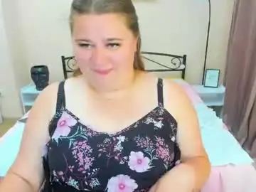 Bella_blvack  live sex cam