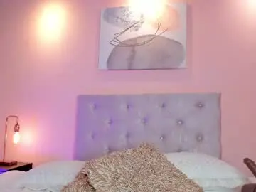 Brianathompson  live sex cam