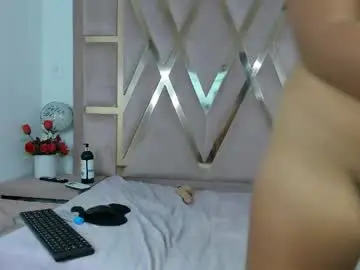 Bustyalisha  live sex cam