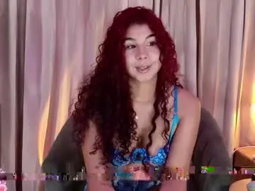 Candyy_bella  live sex cam