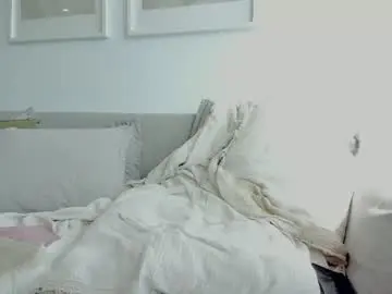 Evienne_  live sex cam