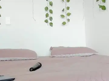 Laurensmith9  live sex cam