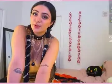 Maevemads  live sex cam