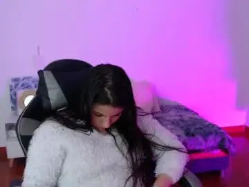 Nina__777  live sex cam