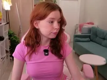 Softcoredoll  live sex cam