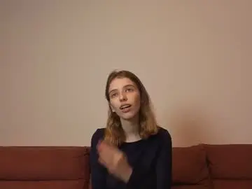 Tinybun  live sex cam