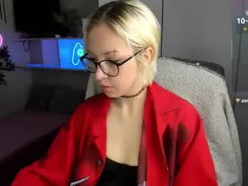 Zoeybizz  live sex cam