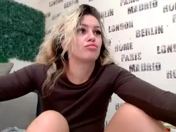Blonddaiana23  live sex cam