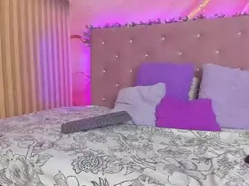 Clhoe_johnson__  live sex cam