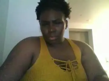 Creamychocolate7  live sex cam