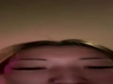 Diamondcoochie  live sex cam