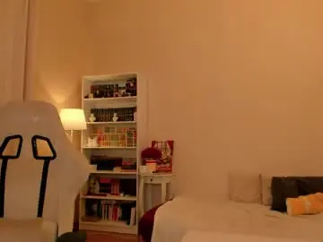 Emilyhoston  live sex cam