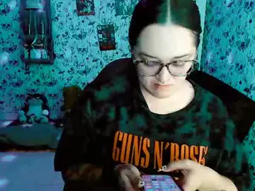 Issis_demon  live sex cam
