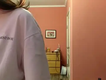 Jinnyjurina  live sex cam