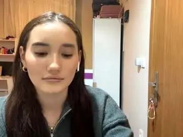 Jolynnchitrik  live sex cam