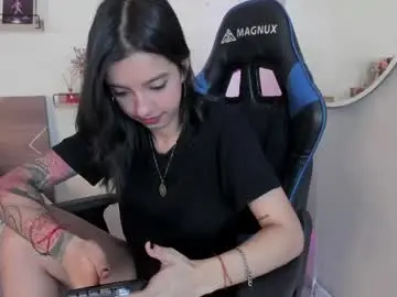 Lucy_ferreiraa  live sex cam