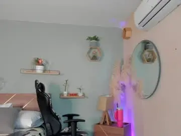 Lucy_ferreiraa  live sex cam