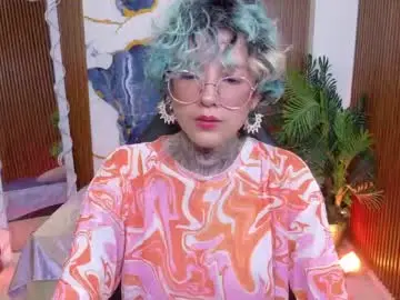 Lyra_tay  live sex cam