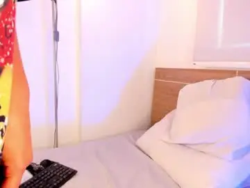 Miadanielss  live sex cam