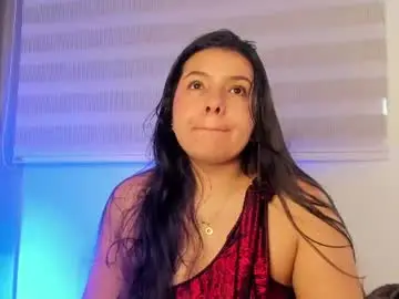 Miadanielss  live sex cam