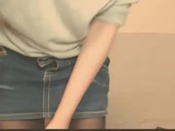 The_basic_instinctt  live sex cam