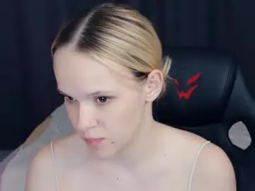 Thehousemaid1  live sex cam