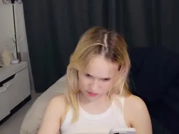 Thehousemaid1  live sex cam