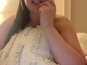 Blushpetalbaby  live sex cam