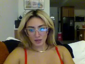 Brittjamesx80  live sex cam