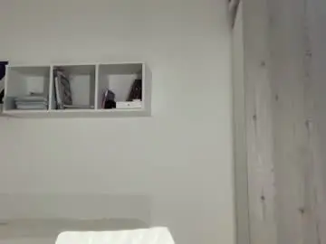 Emberduskv  live sex cam