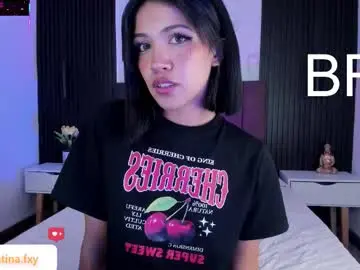 Gia_foxy  live sex cam