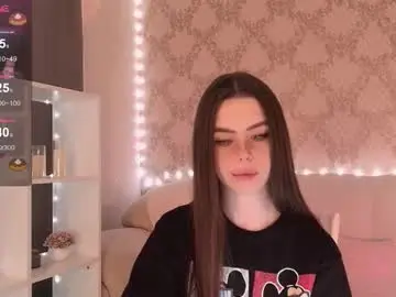 Holymiax  live sex cam