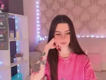 Holymiax  live sex cam