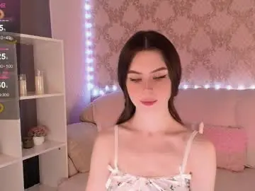 Holymiax  live sex cam