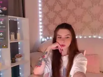 Holymiax  live sex cam