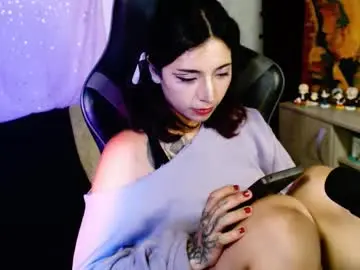 Jaadee18  live sex cam