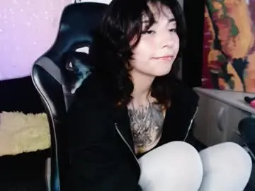 Jaadee18  live sex cam