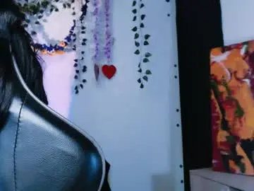 Jaadee18  live sex cam