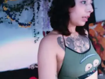 Jaadee18  live sex cam