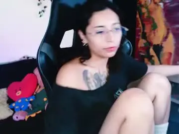 Jaadee18  live sex cam