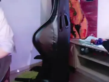 Jaadee18  live sex cam