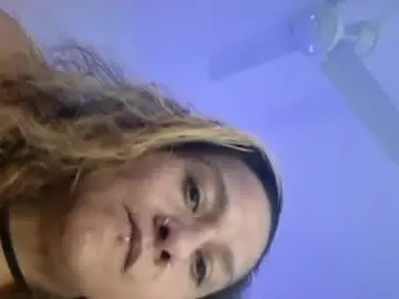 Ki_nooks  live sex cam
