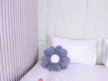 Lauracarther  live sex cam
