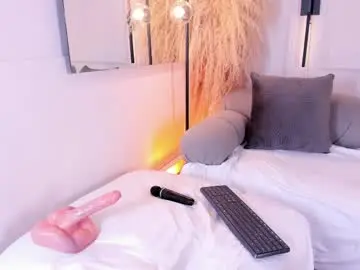 Lauracarther  live sex cam