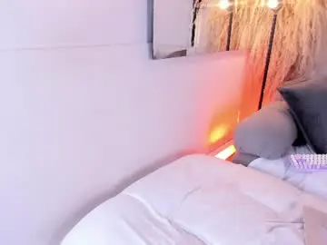 Lauracarther  live sex cam