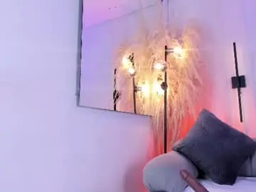 Lauracarther  live sex cam