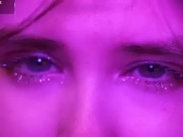 Little_poetry  live sex cam