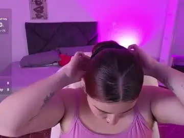 Littlee_red  live sex cam